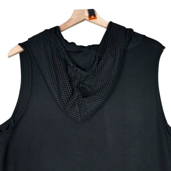 NWT LIVI black lightweight hooded dress with mesh accents 26in pit to pit. - Picture 10 of 11